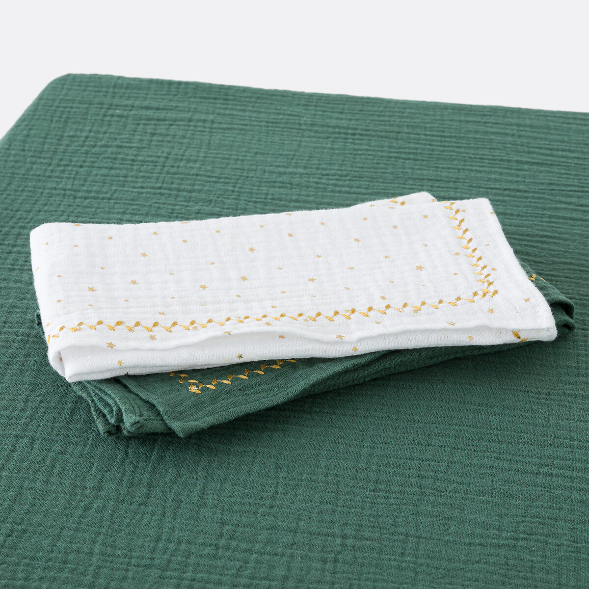 Kumla Embroidered Cotton Muslin Tablecloth forest green, LA REDOUTE INTERIEURS