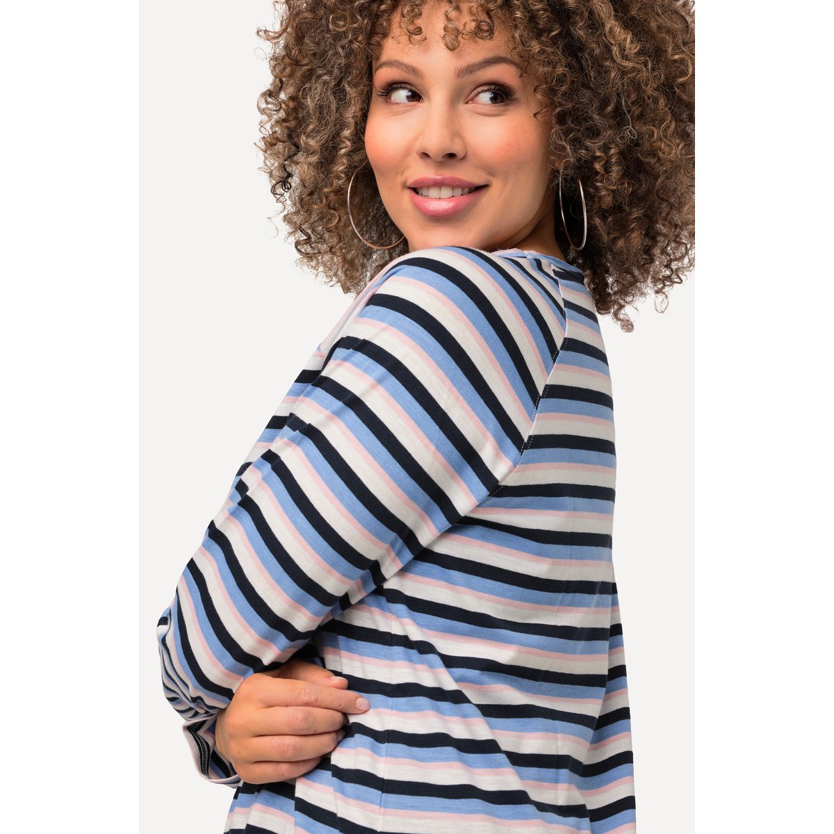 T-shirt à rayures et manches longues. Col marine, ULLA POPKEN