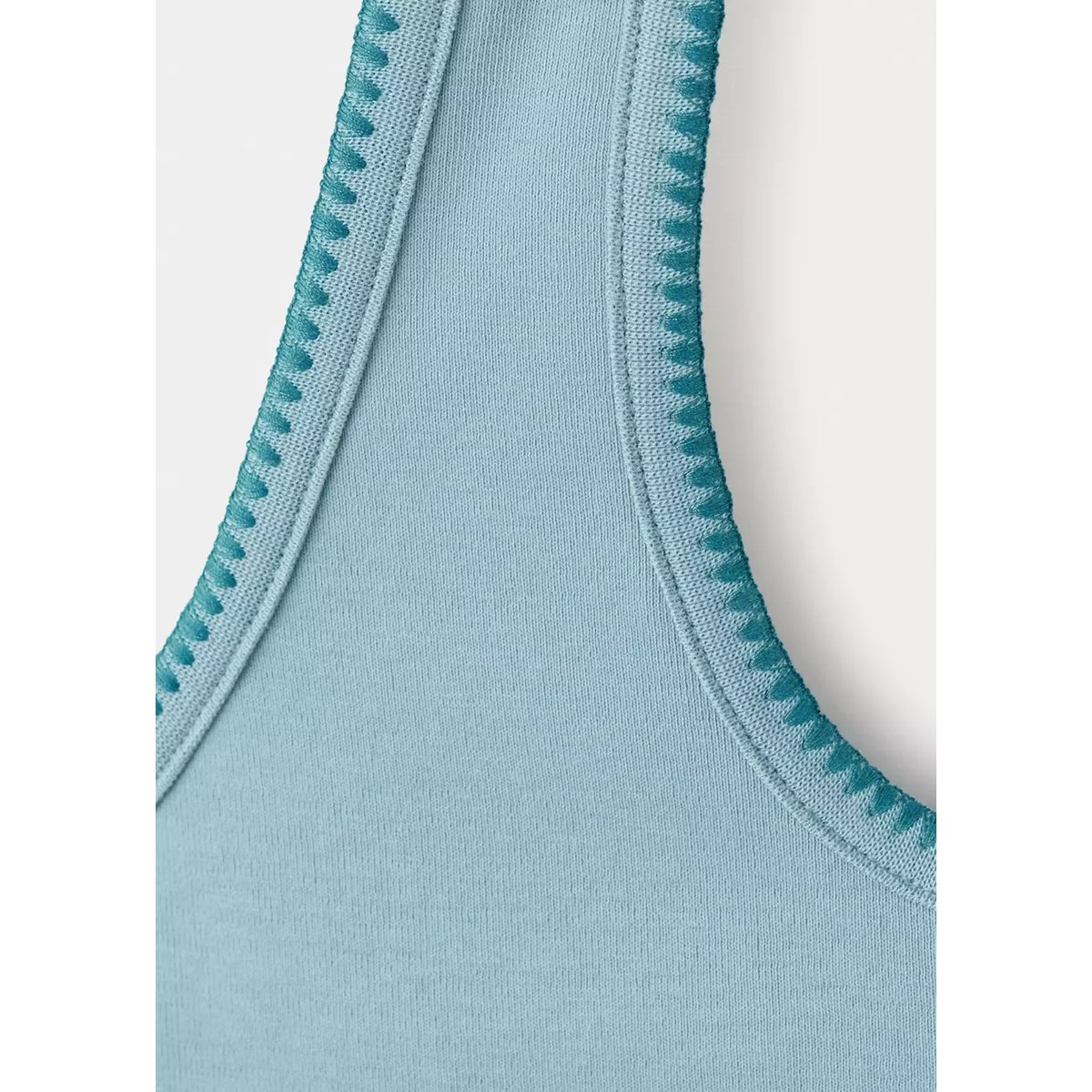 Top dos-nu avec détails brodés turquoise, MANGO TEEN