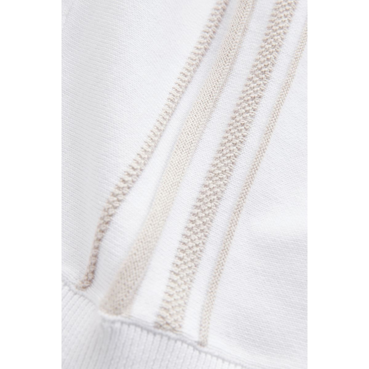 Polo en maille à col zippé coton rayure verticale blanche, NEXT
