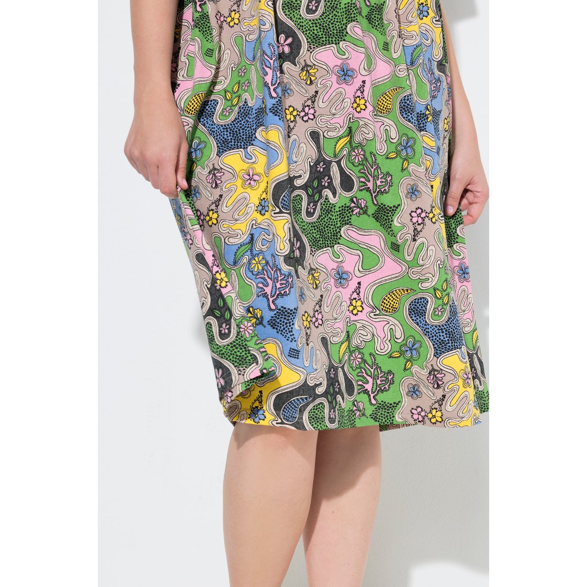 Robe midi à fleurs en coton bio vert mousse, ULLA POPKEN