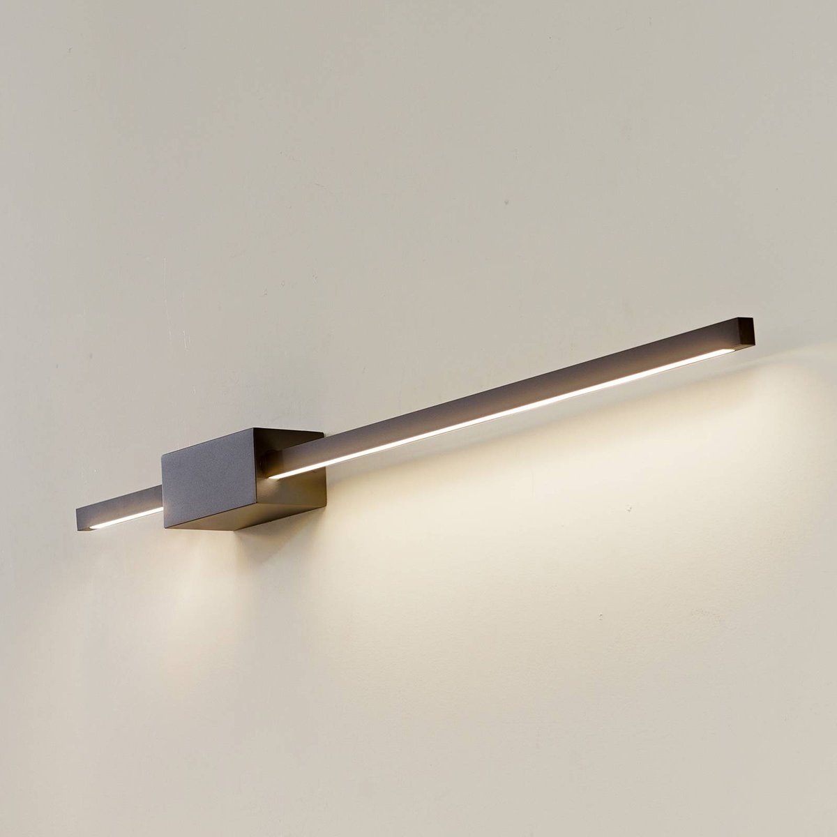 Applique en aluminium moderneLED, Skalia noir, blanc givré, LUCANDE