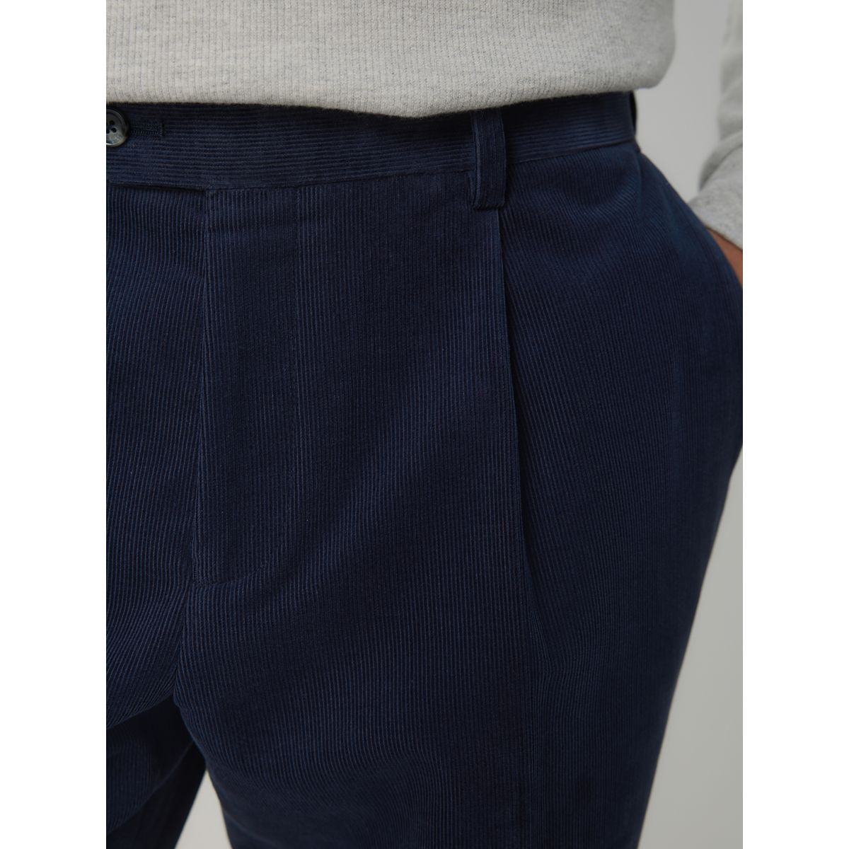 Pantalon de costume slim en velours côtelé bleu marine, NEXT