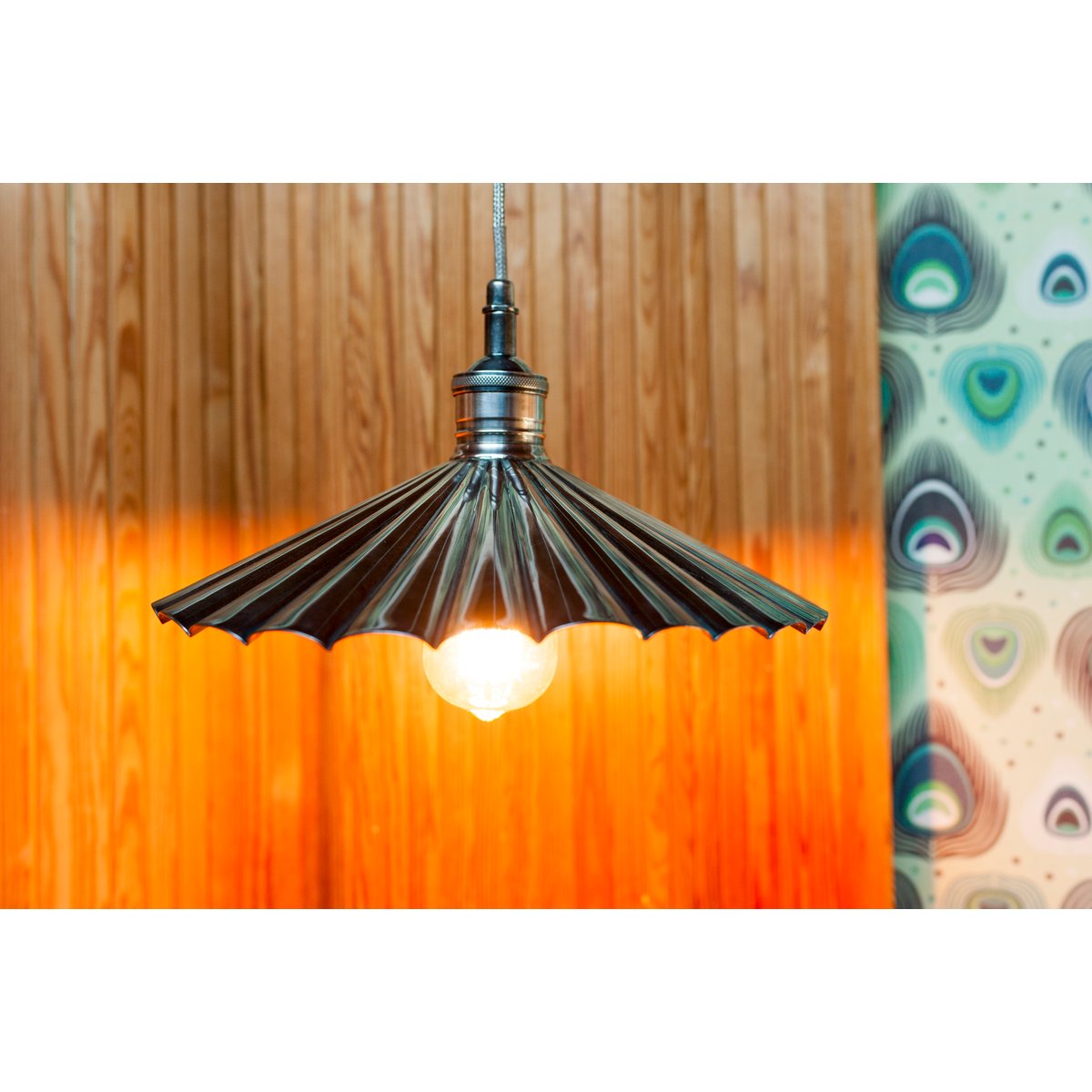 Suspension en laiton cannelé JADE argent, PRODUIT INTERIEUR BRUT