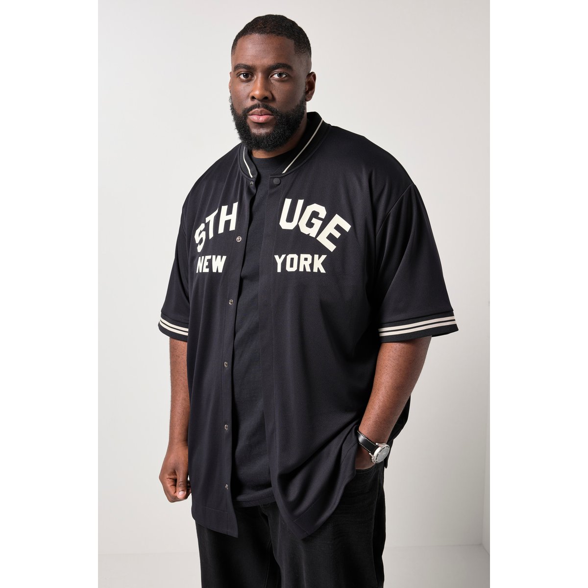 T-shirt oversize à manches courtes noir, STHUGE