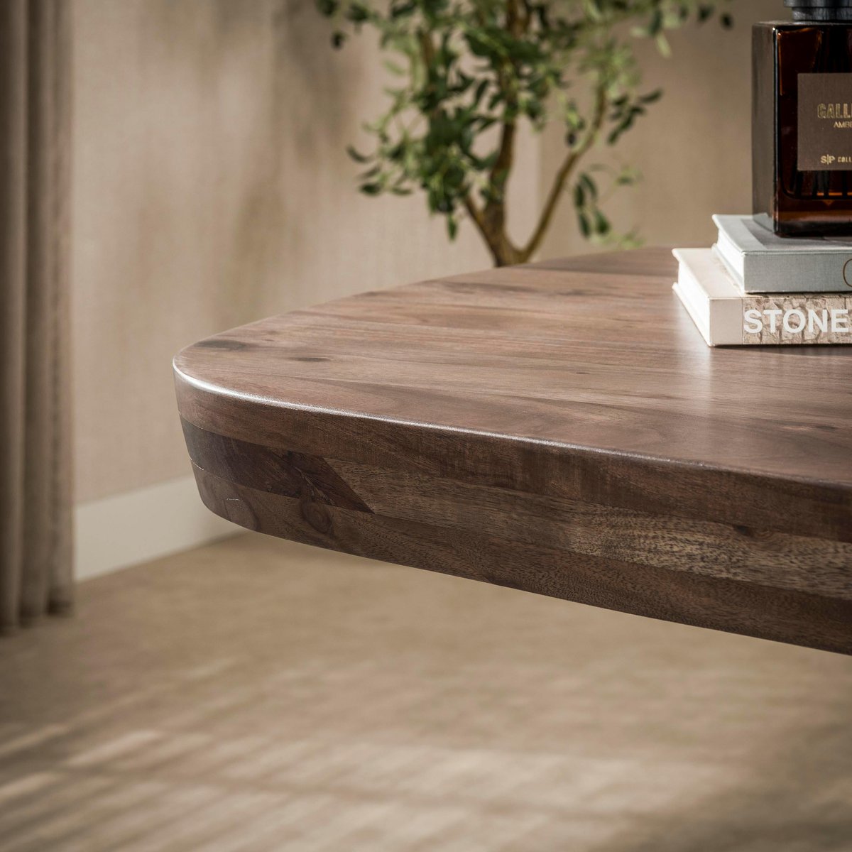 Table à manger bois foncé pied central 240 cm MYSORE bois naturel, PIER IMPORT