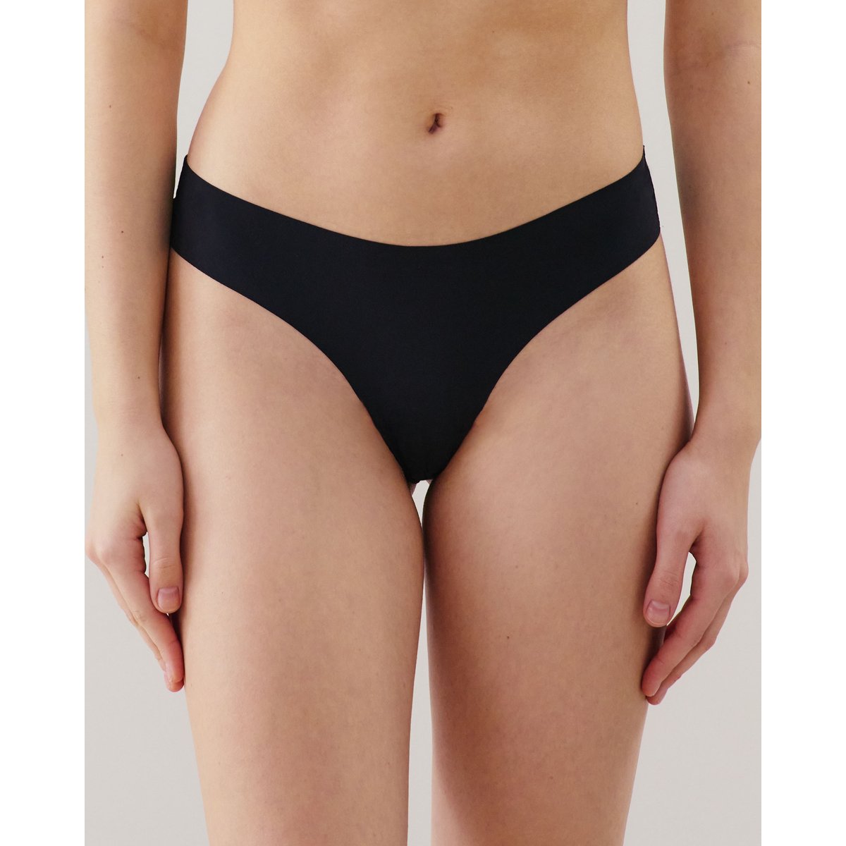 Tanga en microfibre NEW CLINMICRIZ noir, UNDIZ