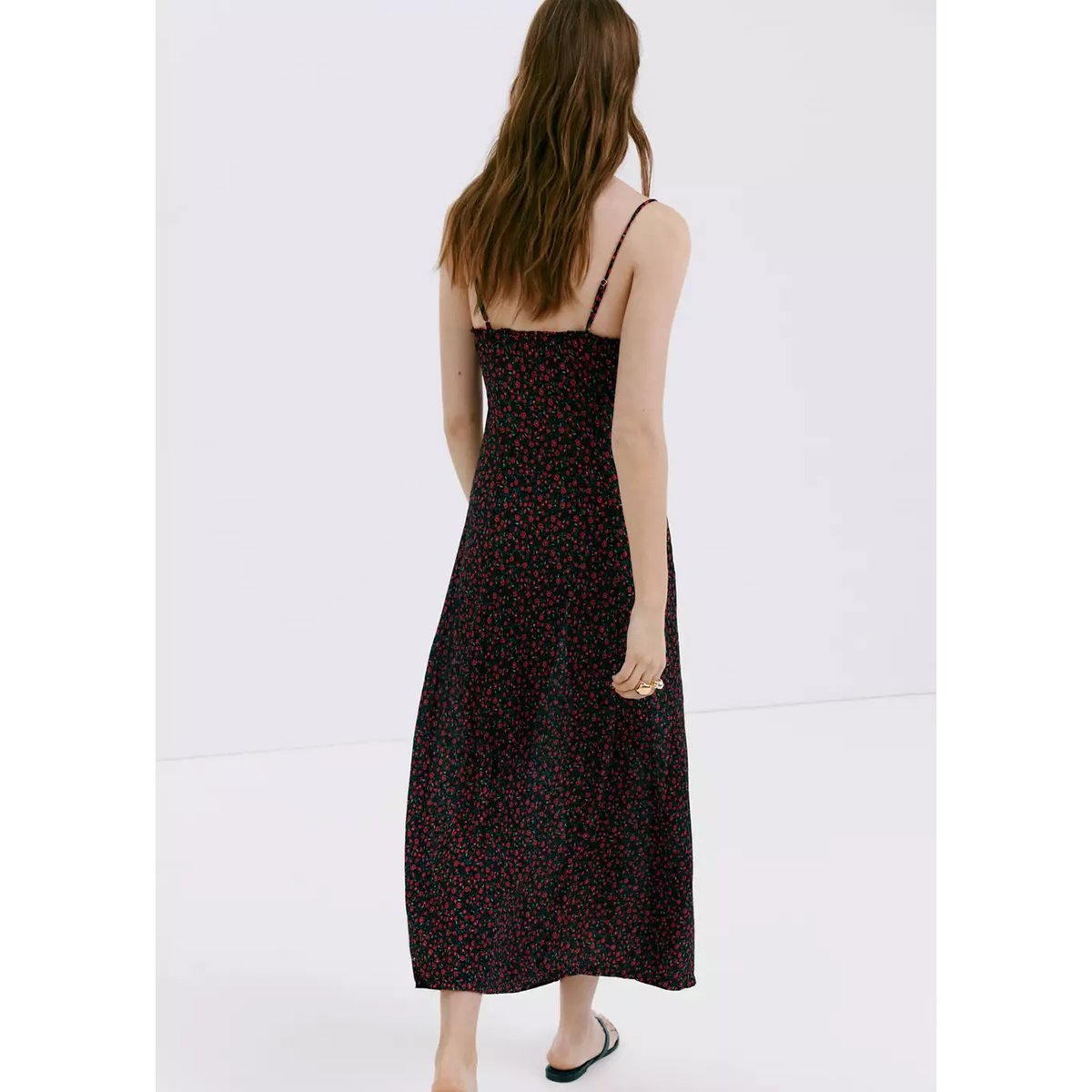 Robe midi à fleurs à décolleté froncé noir, MANGO