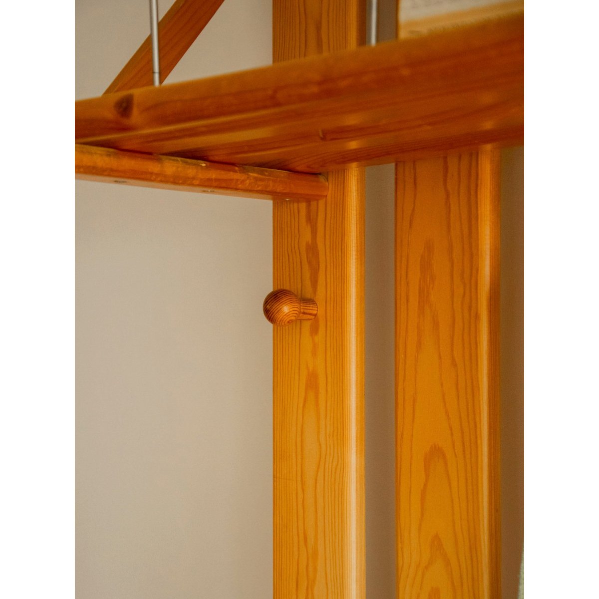 Porte-manteau mural en bois Max N°455 - Bon état bois clair, DEBONGOUT
