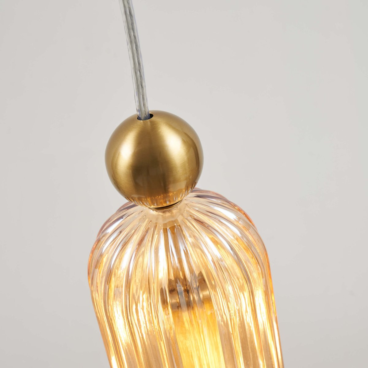 Suspension en verre cylindrique - LEONORA ambré et laiton, KOSILUM