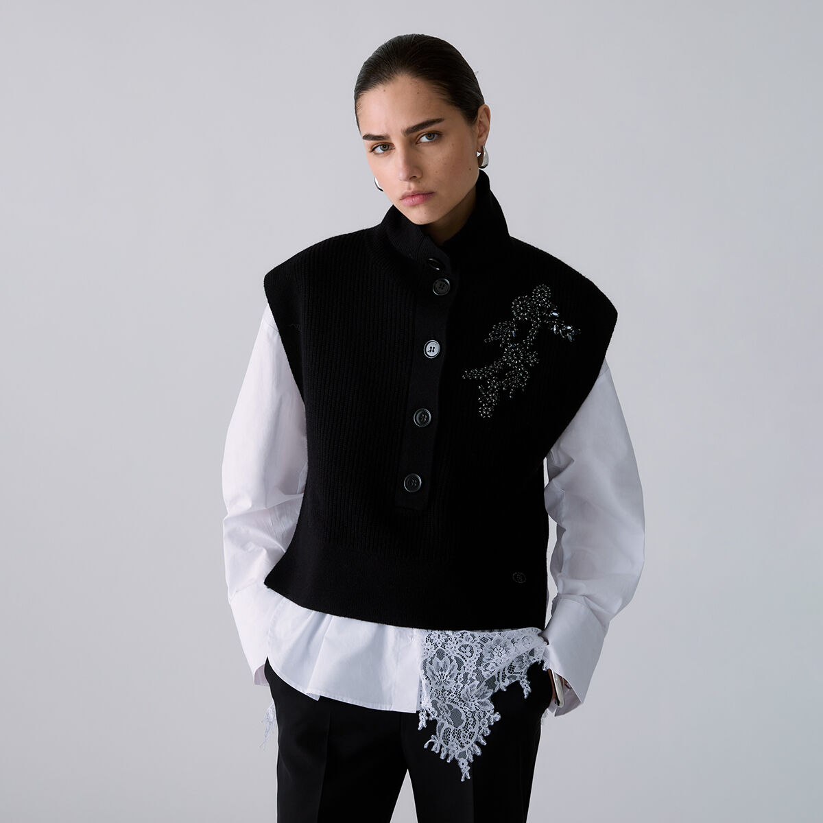 Gilet en laine avec broderie bijou noir, LIU JO