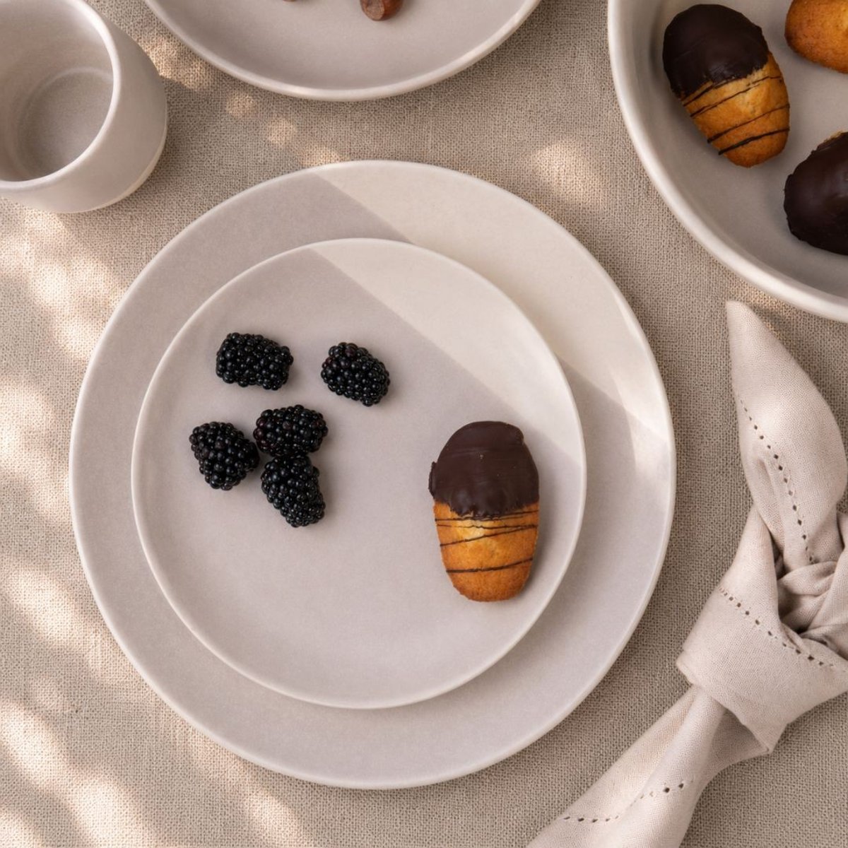 Lot de 6 grandes assiettes, TERRE DE SIENNE gris, ARTIME