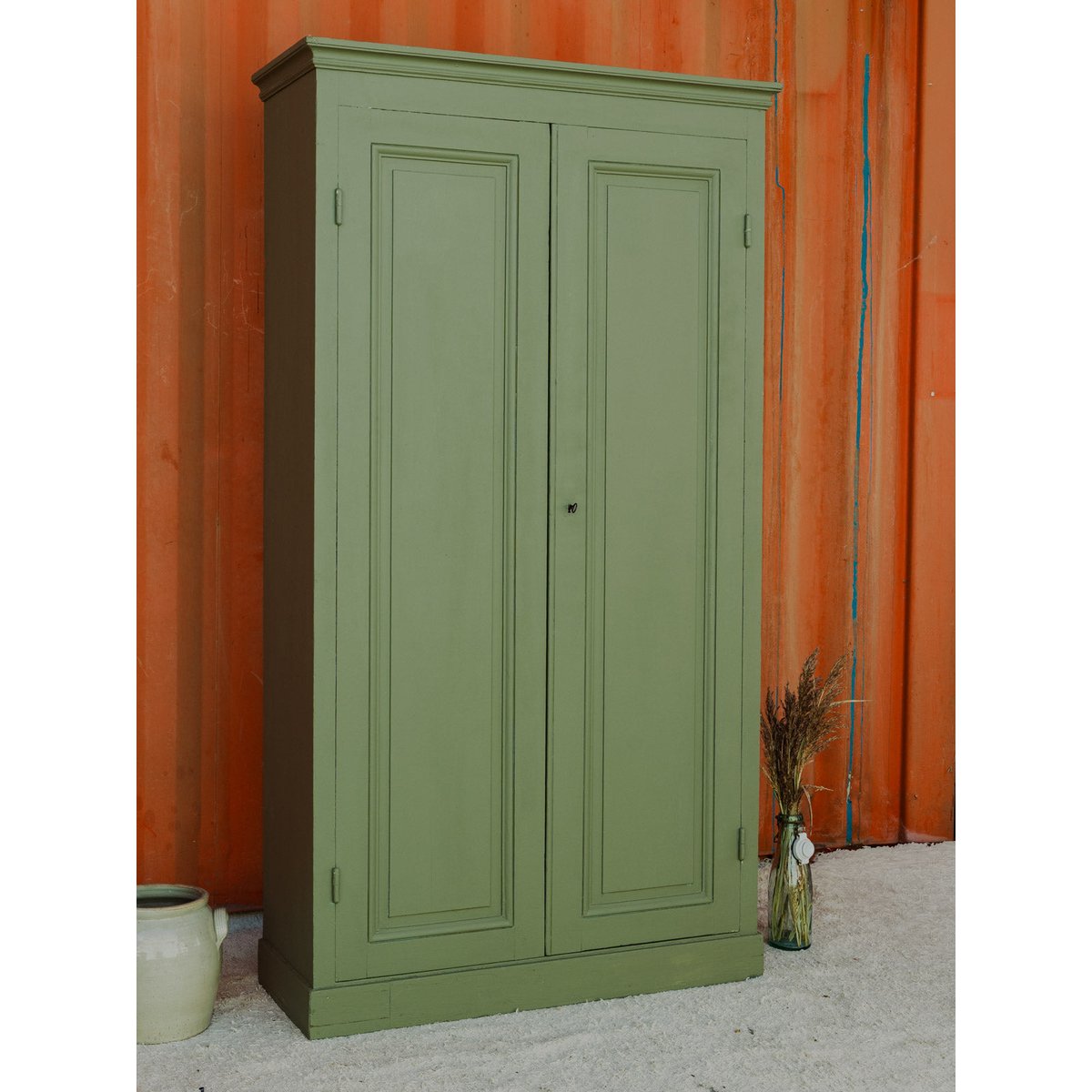 Armoire en bois kaki Blandine N°451 - Bon état kaki, DEBONGOUT