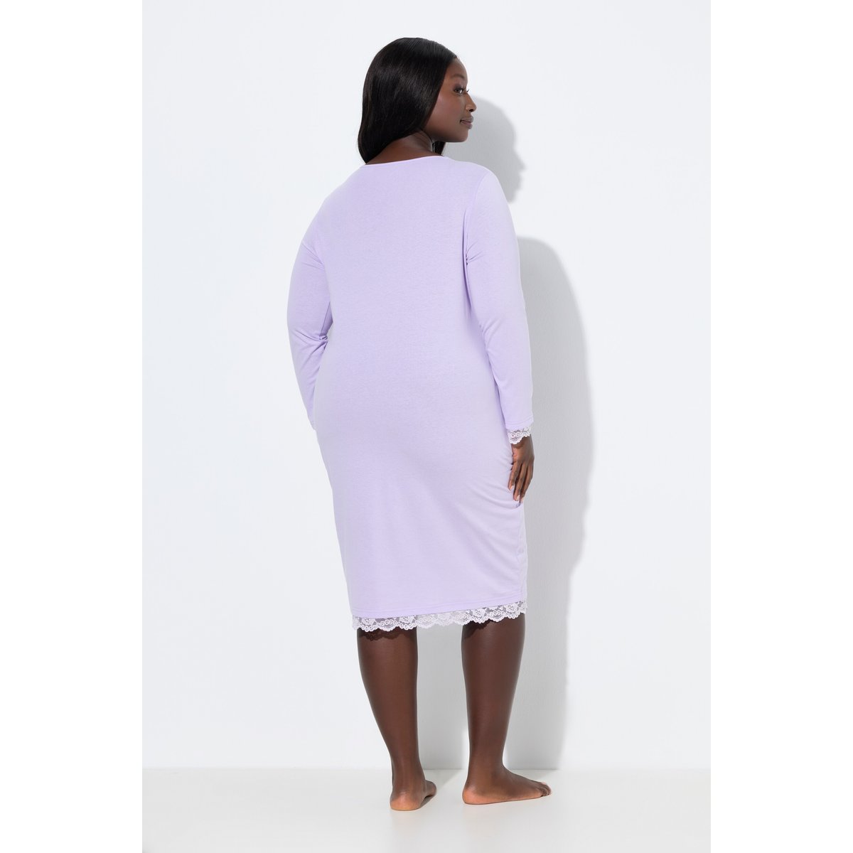 Chemise de nuit avec dentelle lavande tendre, ULLA POPKEN