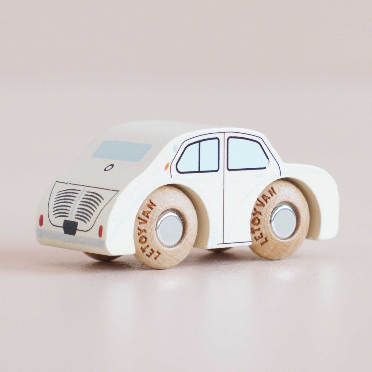 Voiture René No 20 blanc, LE TOY VAN