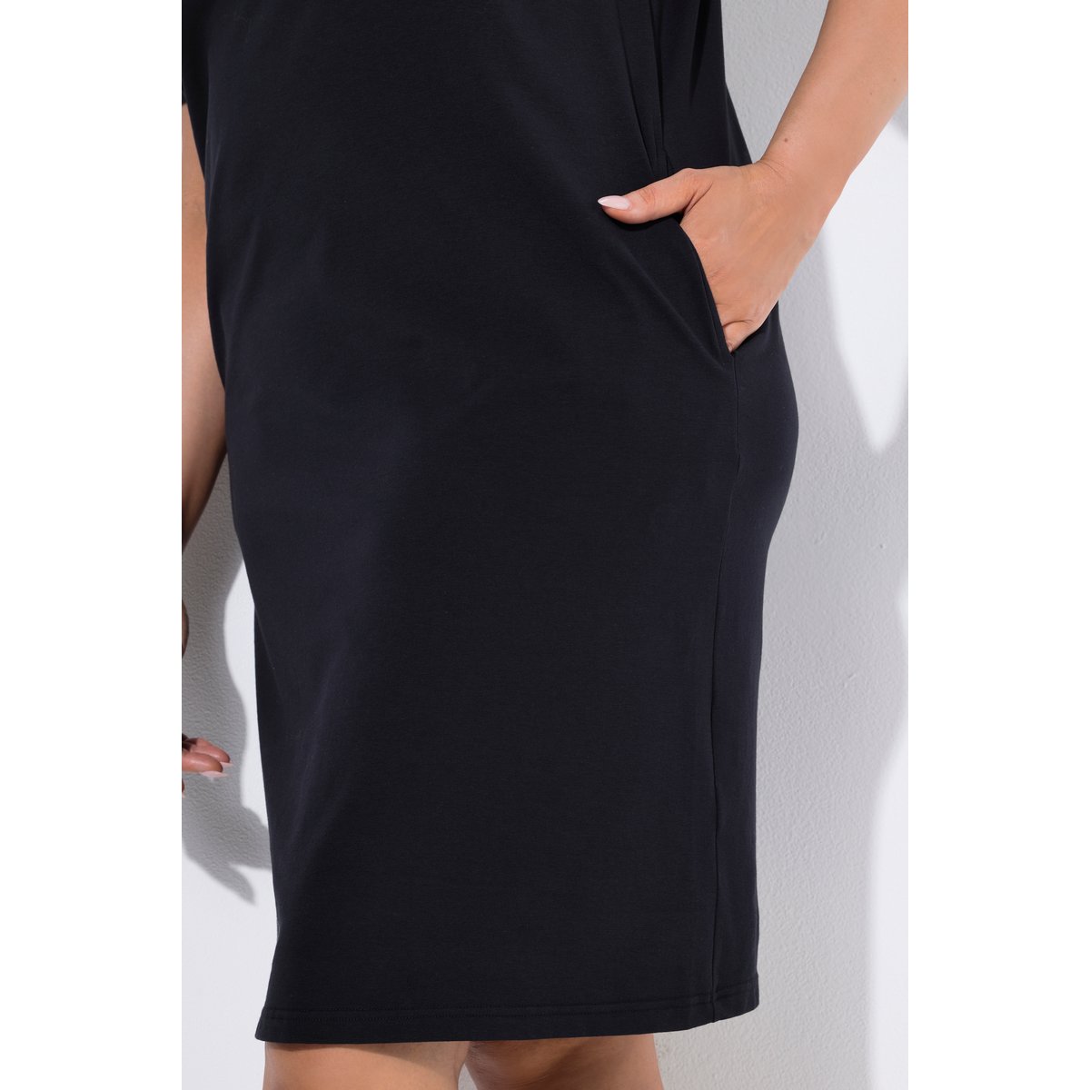 Robe en jersey décolleté rond et manches noir, ULLA POPKEN