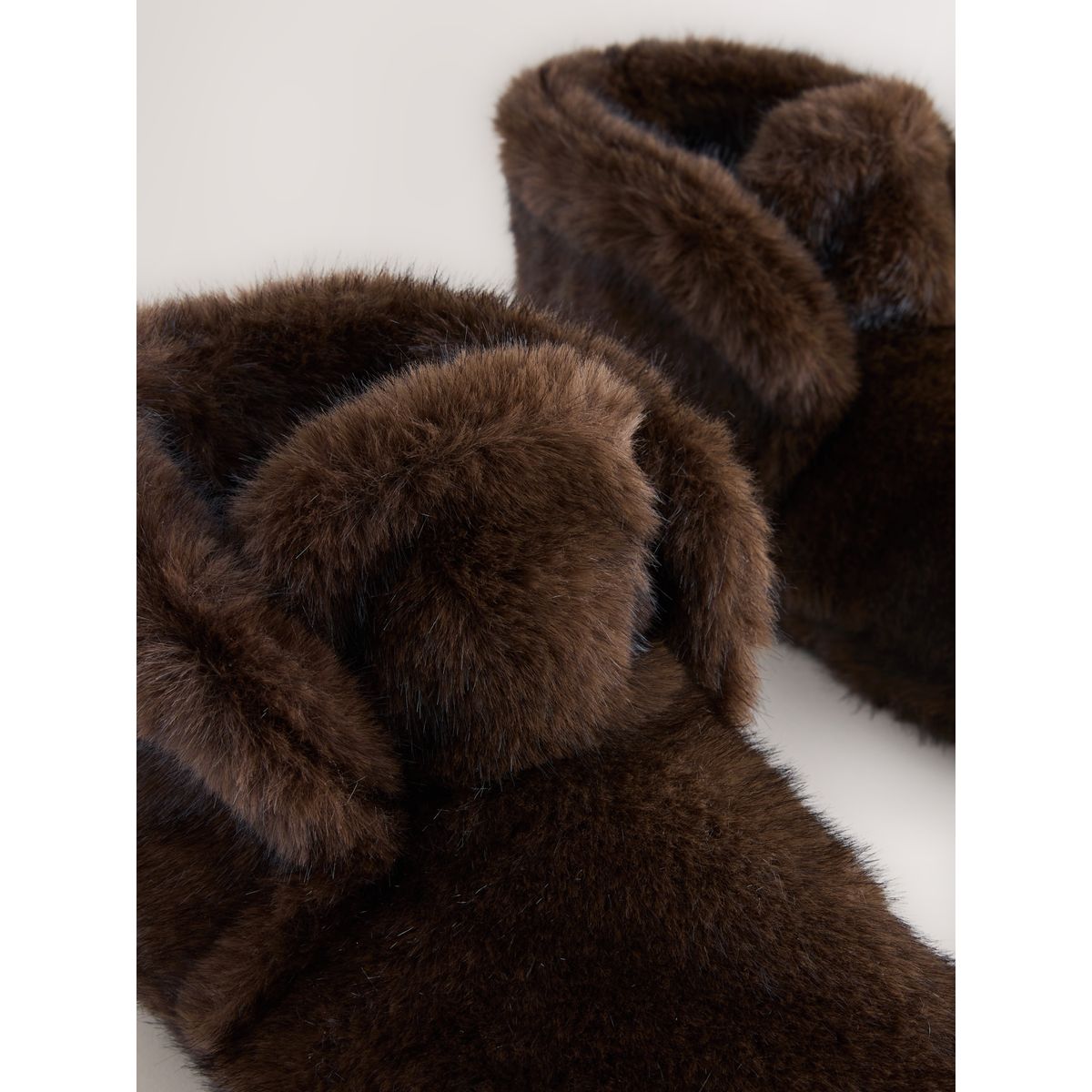 Chaussons bottines en imitation fourrure marron chocolat, NEXT