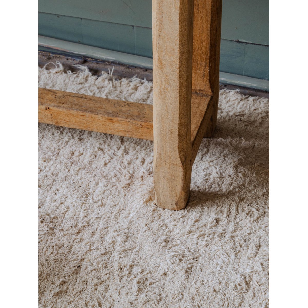 Banc en bois Antoine N°400 - Bon état bois clair, DEBONGOUT
