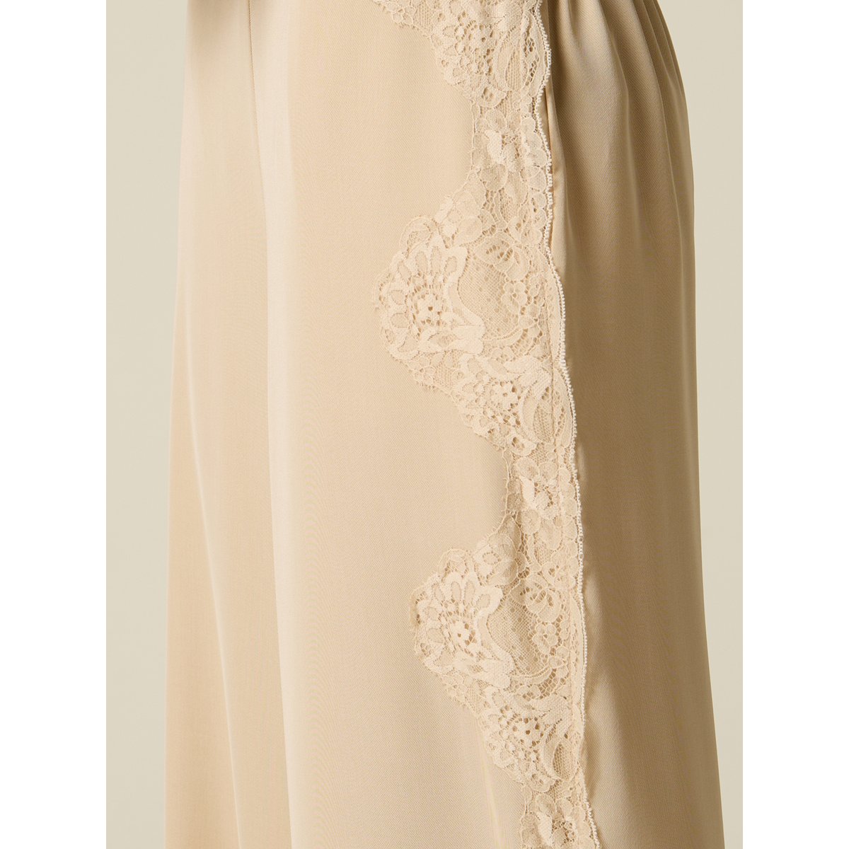 Pantalon palazzo avec inserts en dentelle florale beige, OLTRE