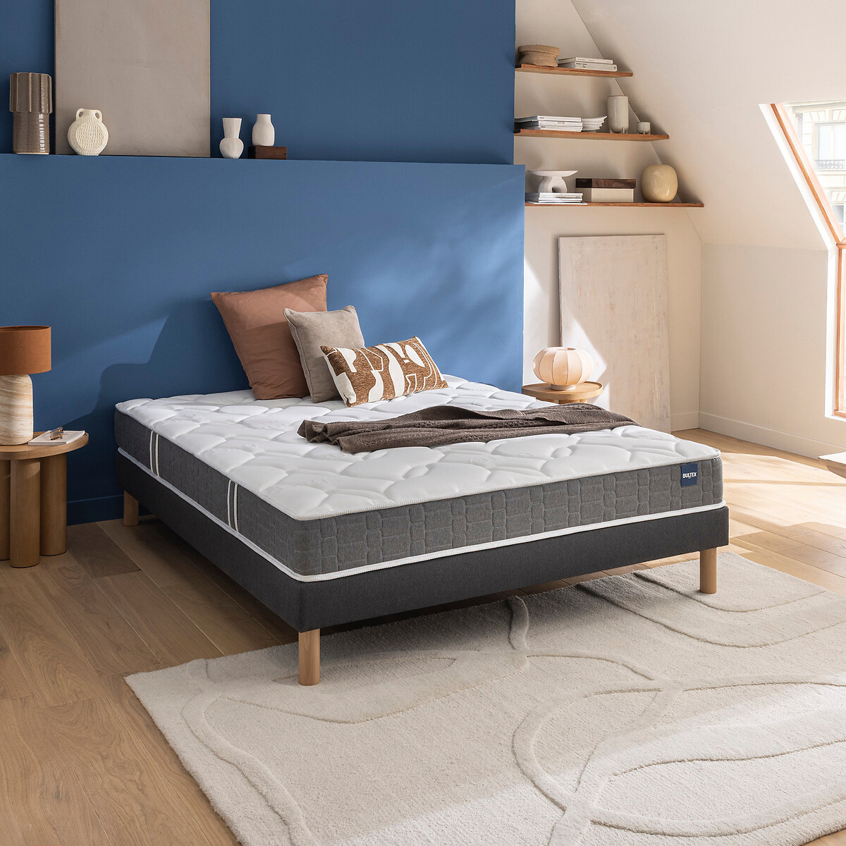 Set aus HR-Schaummatratze + Bettrahmen Essential 2 weiss/grau, BULTEX