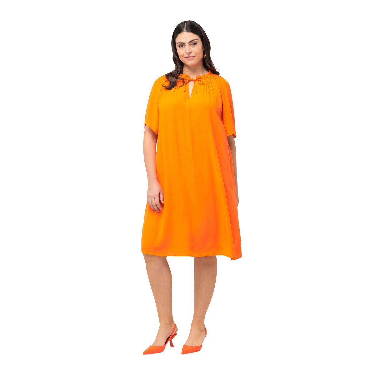 Robe avec ruchés. Silhouette en A évasée. orange, ULLA POPKEN