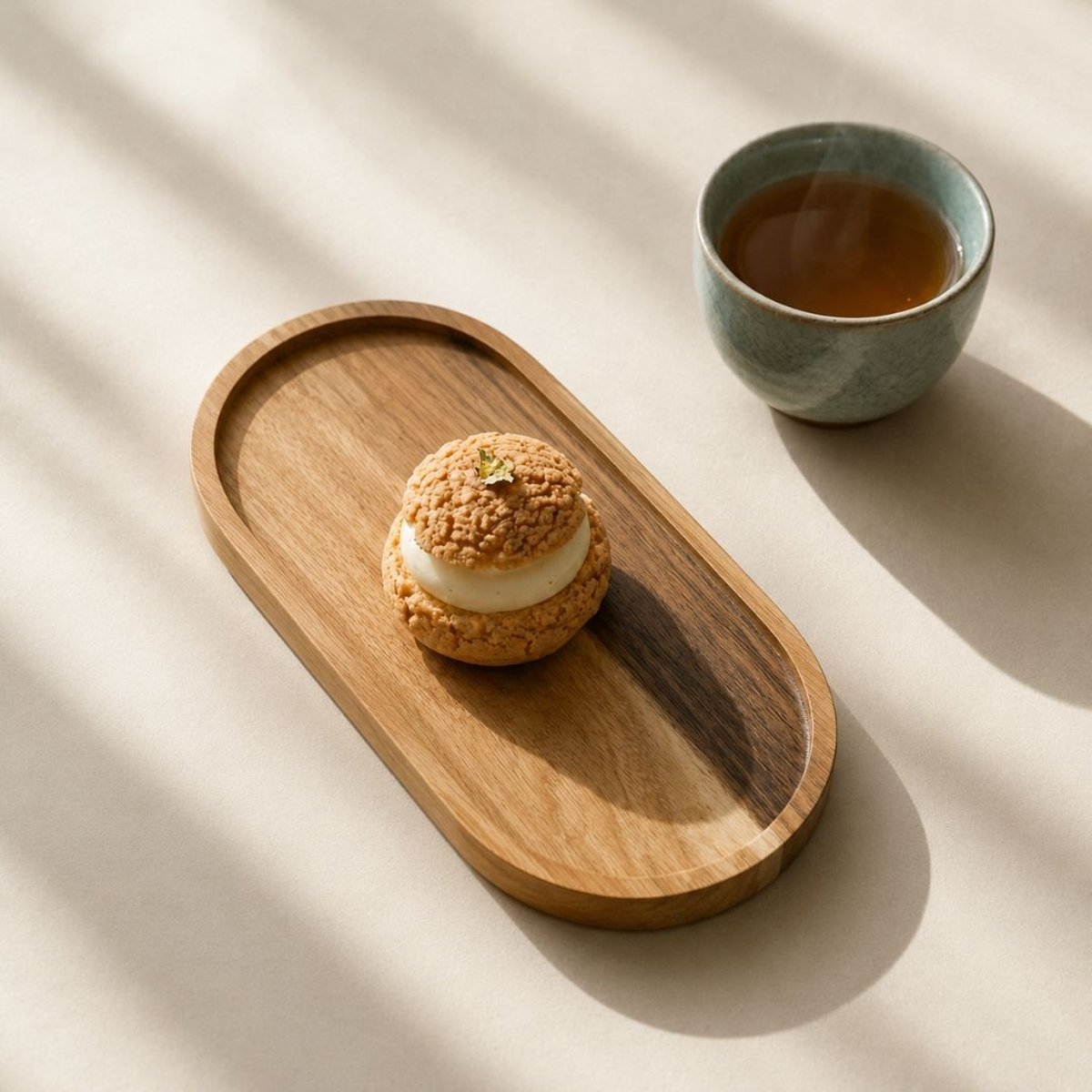 Plateau ovale en bois, LATTE LOVERS marron, ARTIME