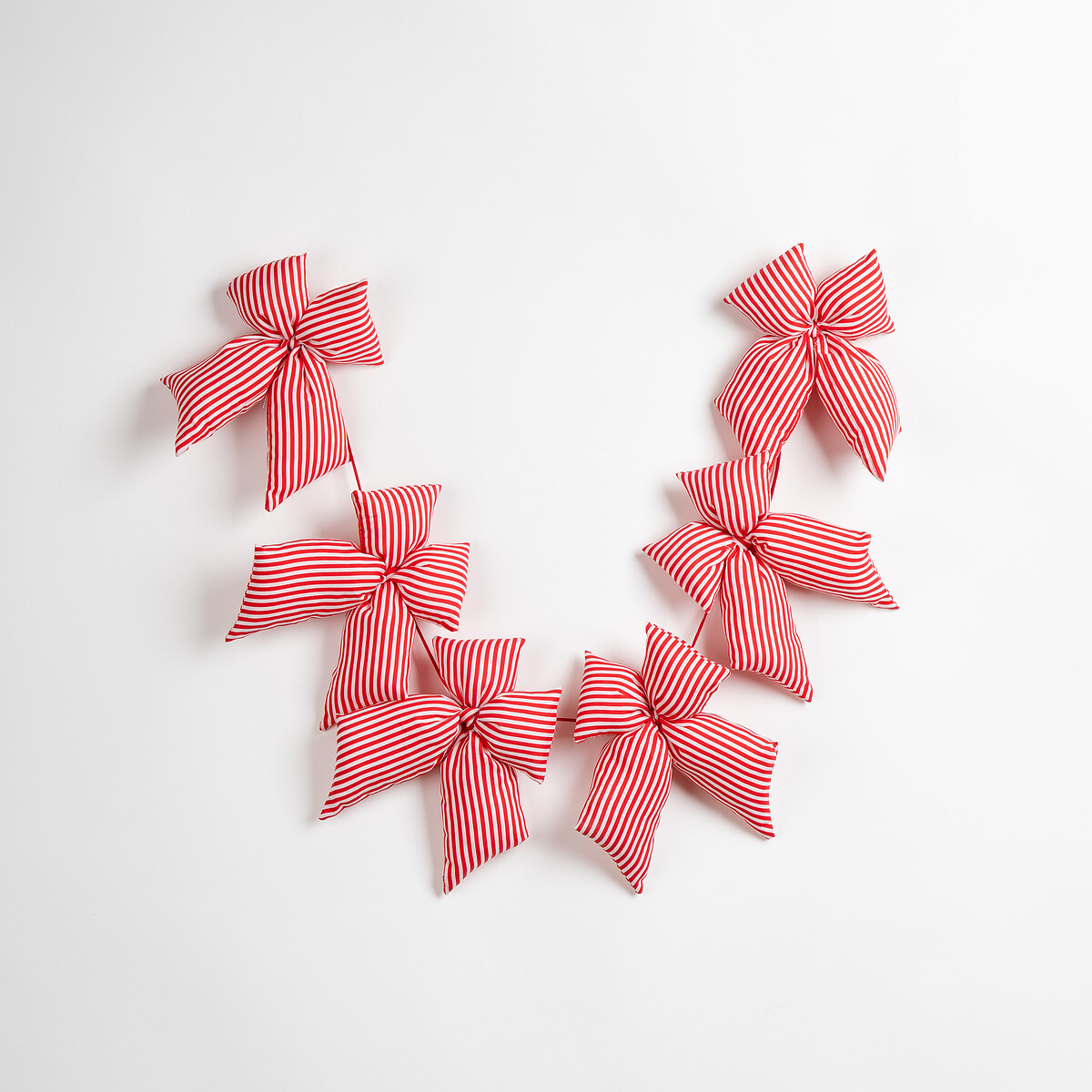 130cm Candy Stripe Padded Bow Garland red, SO'HOME