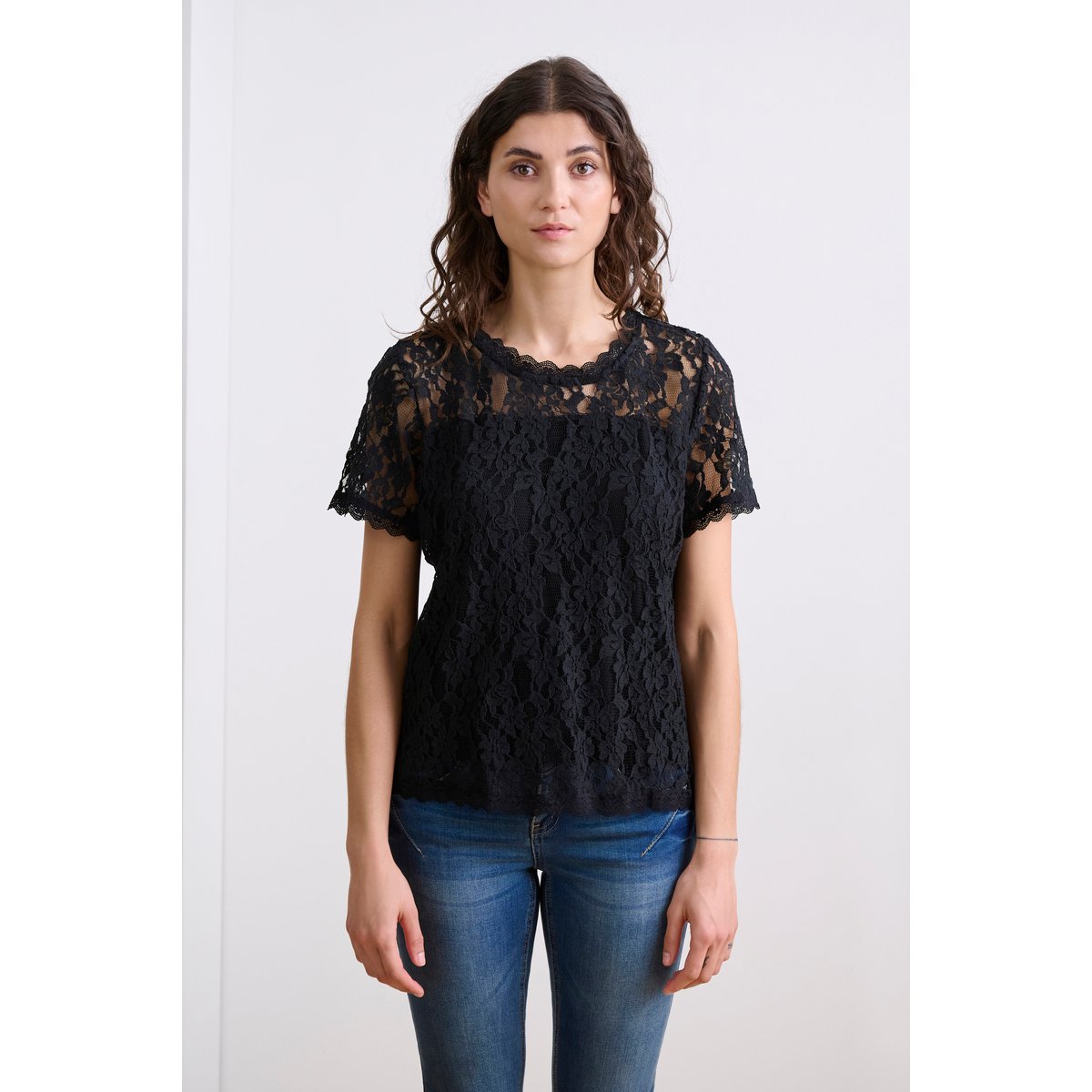 Short sleeved blouse noir pitch black, CREAM