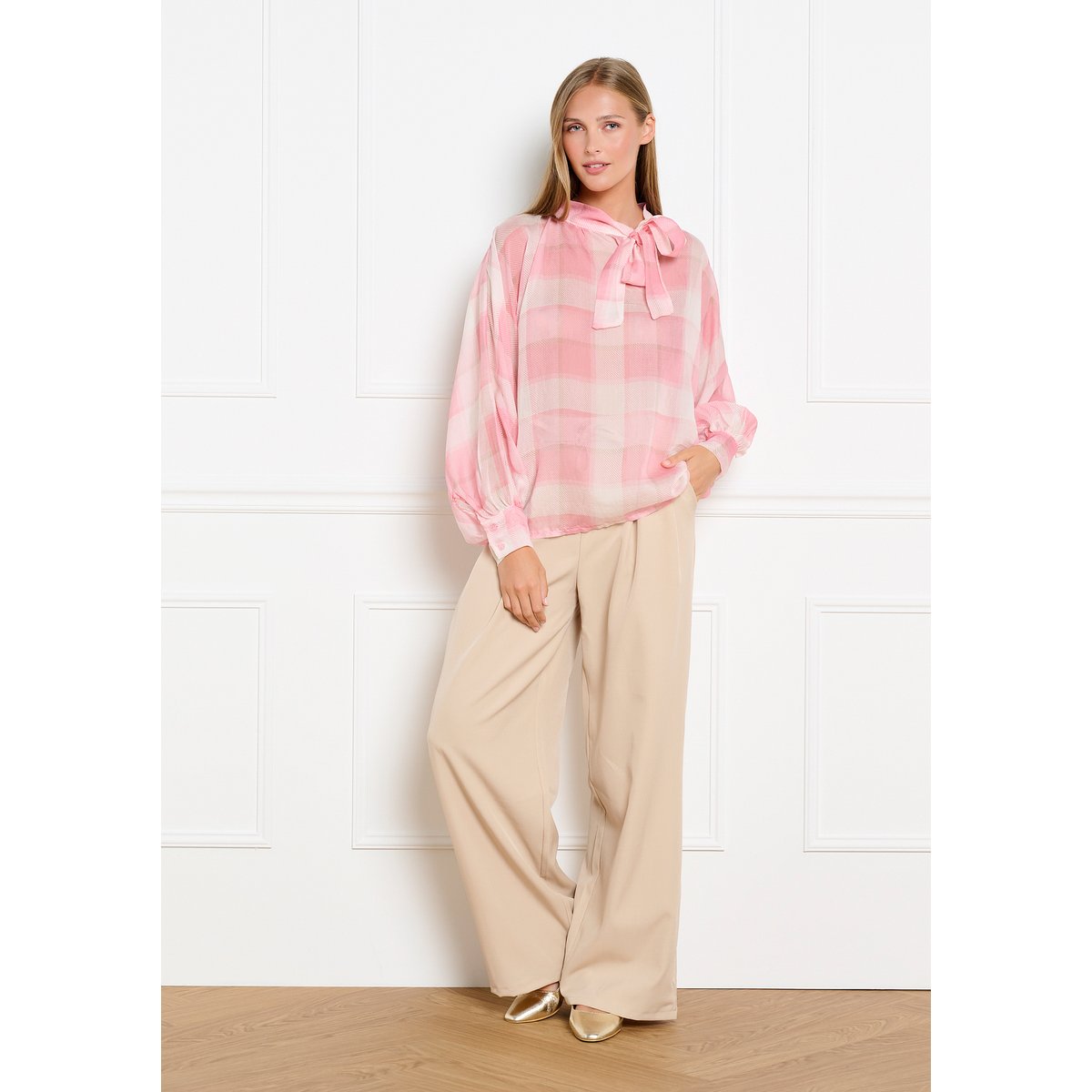 Blouse voile à n?ud rose clair, LOLALIZA
