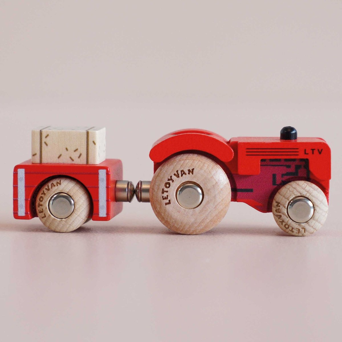 Tracteur Tilly No 34 rouge, LE TOY VAN