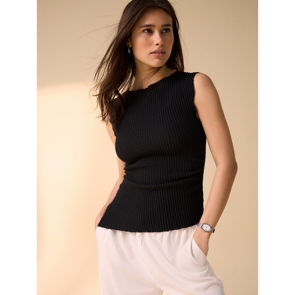 Haut asymétrique texturé sans manches noir, NEXT