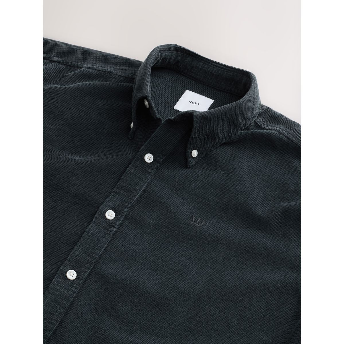 Chemise à manches longues en velours côtelé gris anthracite, NEXT