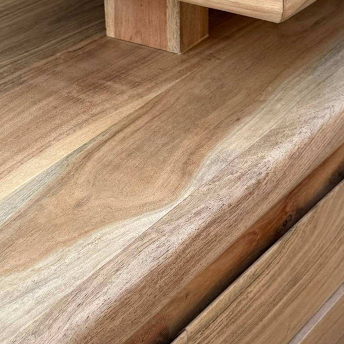 Meuble TV en bois d'acacia LEORA bois clair, MADE IN MEUBLES 