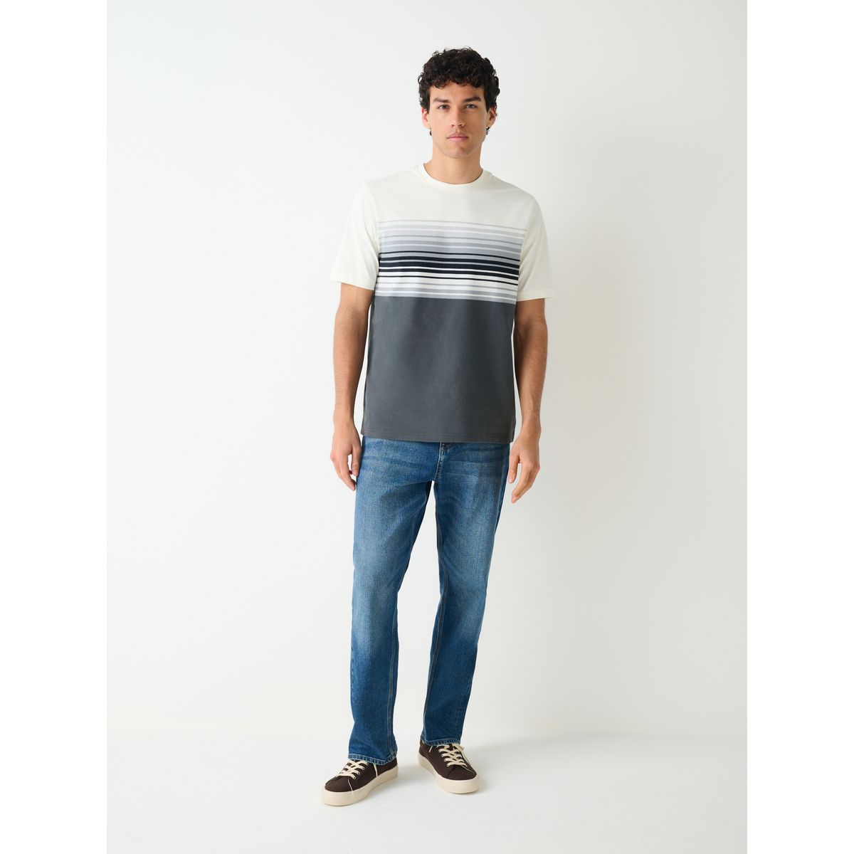 T-shirt block monochrome noir, gris, blanc, NEXT