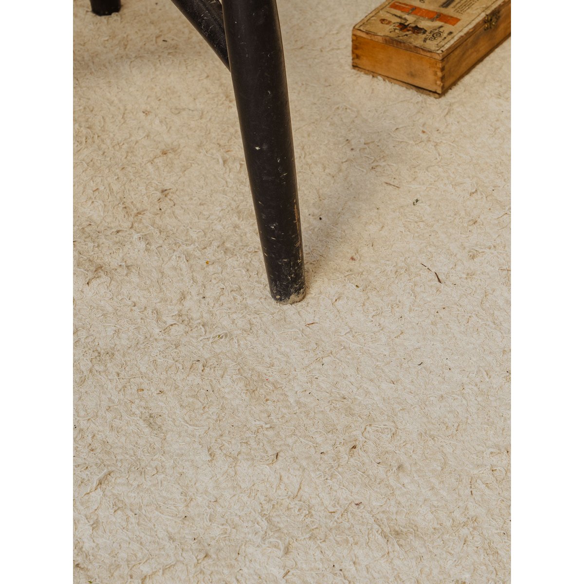 Lot de 3 chaises en bois noir Claude N°1257 - Bon état noir, DEBONGOUT