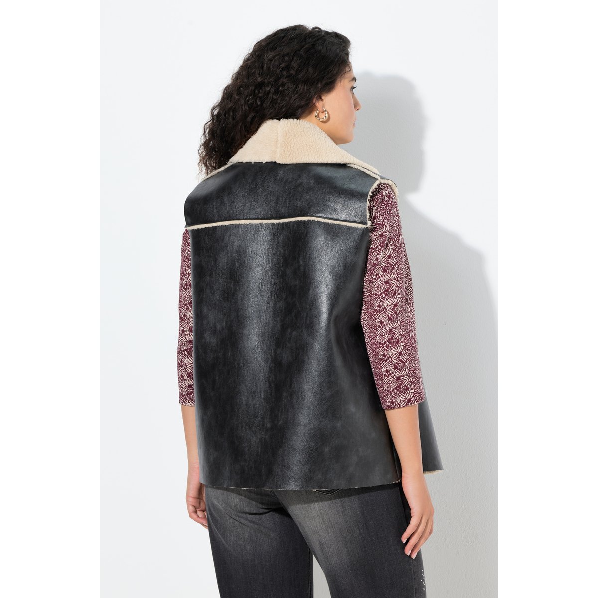 Gilet en similicuir à col pelle à tarte noir, ULLA POPKEN