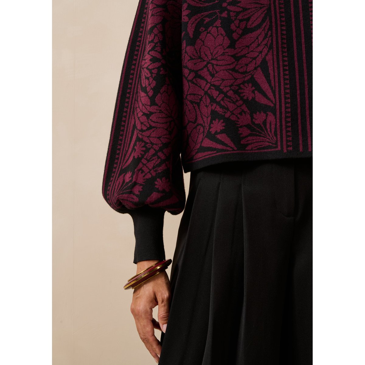 Pull en maille jacquard bicolore noir/aubergine, LA FEE MARABOUTEE