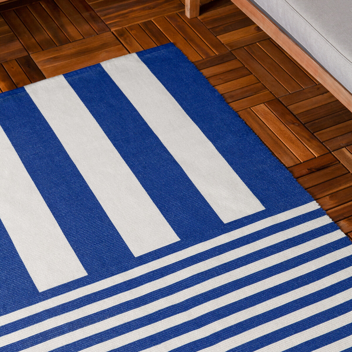 Deckstripe Printed Indoor/Outdoor Rug blue/white, FURN.