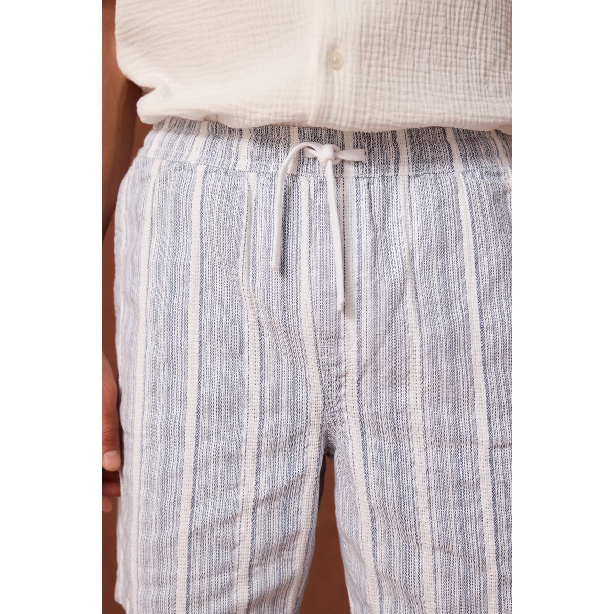 Short rayé avec cordon de serrage 100 % coton bleu/blanc, NEXT