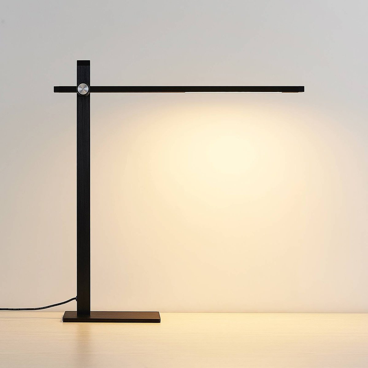 Lampe à poser en métal moderneLED, Wasko noir mat, LUCANDE