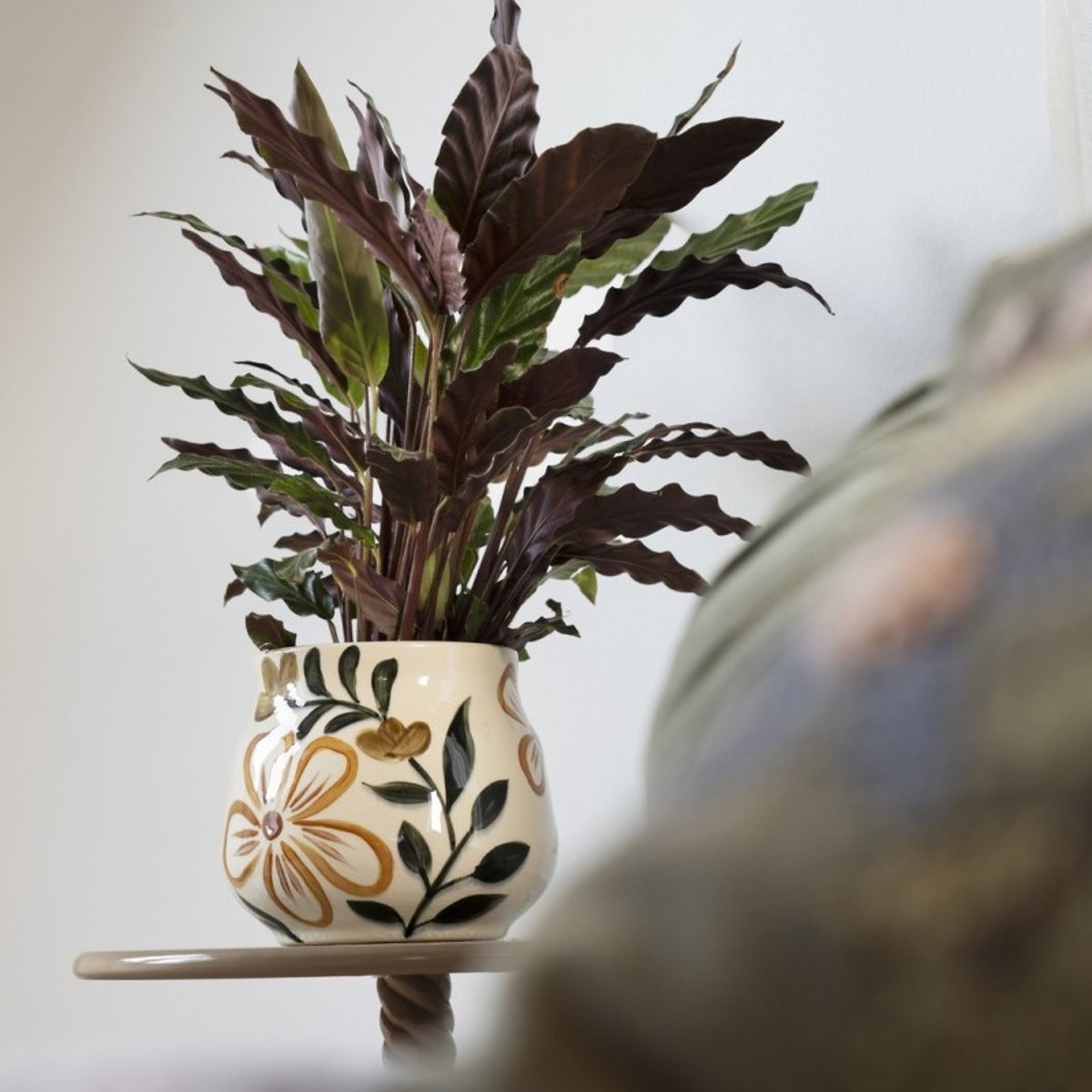 Cache-pot décoratif motif floral multicolore, MADAM STOLTZ