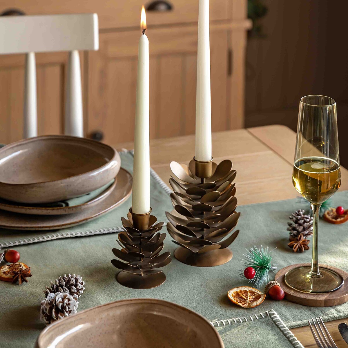 Set of 2 Woodland Pinecone Candleholders in Gold gold-coloured, ÉDITÉ