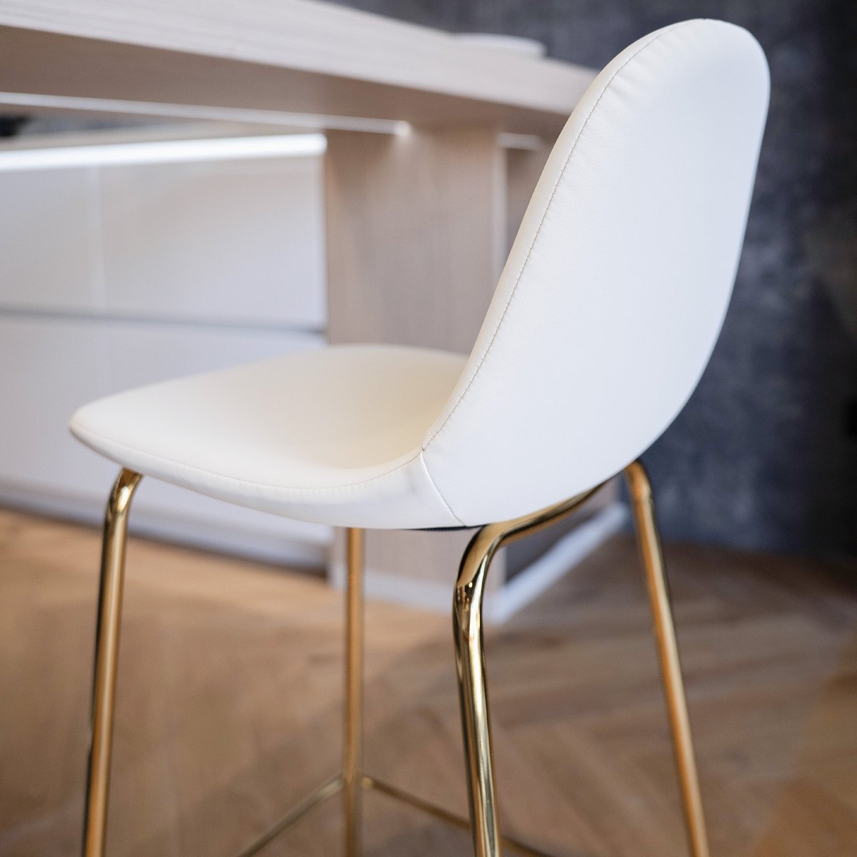Pack 4 chaises pour îlot central et 65 cm - HENRIK blanc et vert, MAISON PAVANE