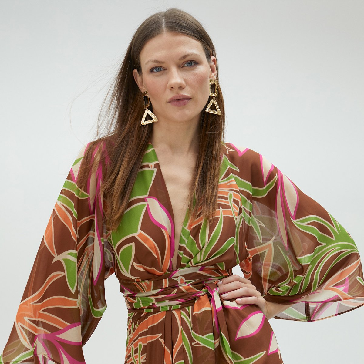 Robe longue fluide à manches longues marron, LOLA CASADEMUNT