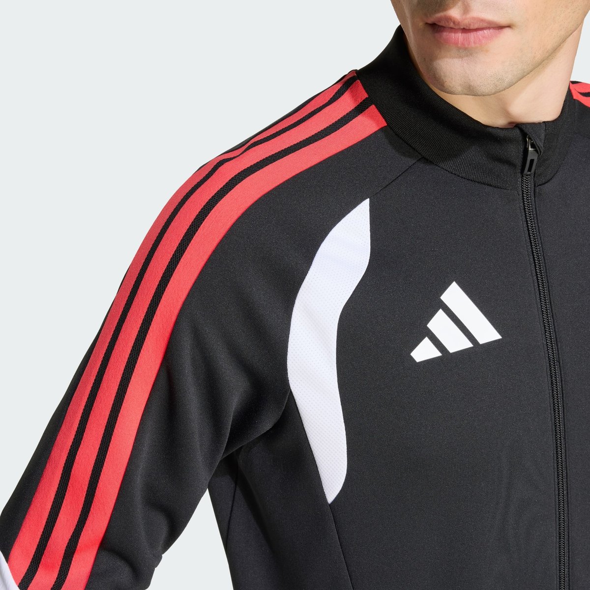 Veste D'entraînement Tiro 26 Competition Veste D'entraînement Tiro 26 Competition black / semi lucid red, adidas Performance