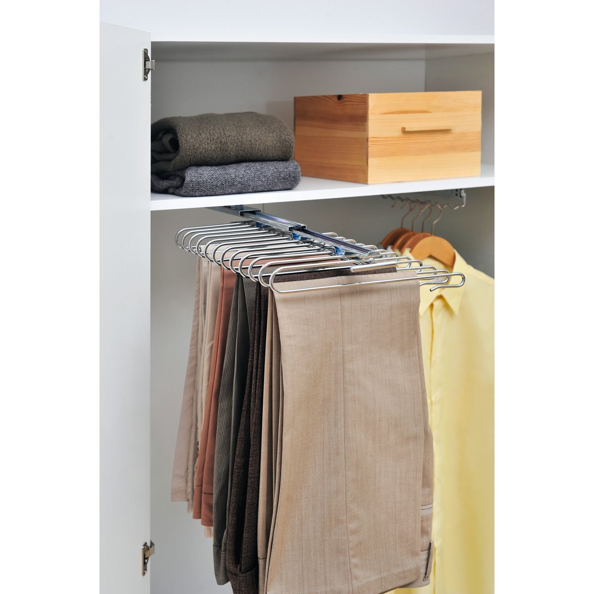 Porte 12 pantalons coulissant pour dressing argent brillant, WENKO