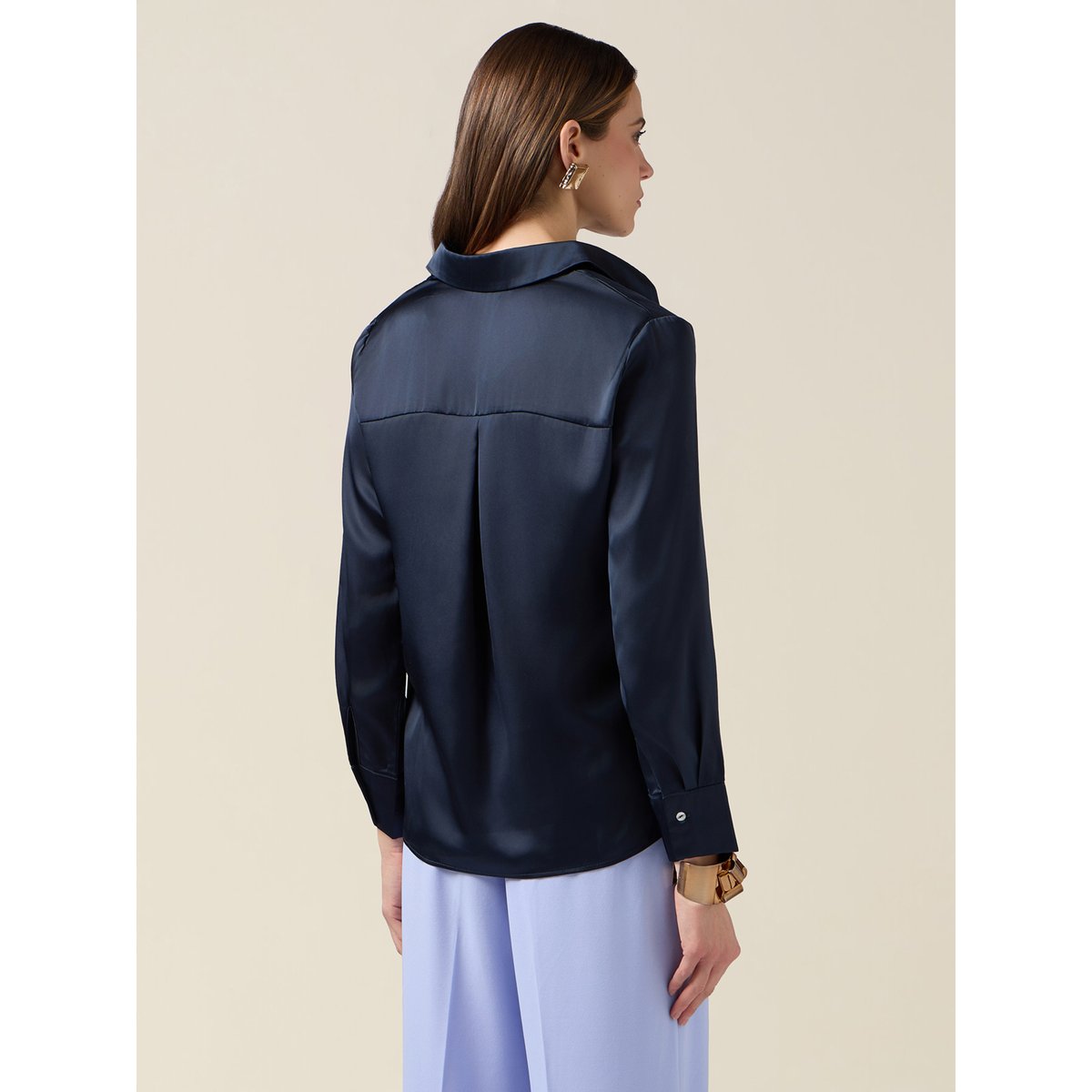 Chemise bleu, OLTRE