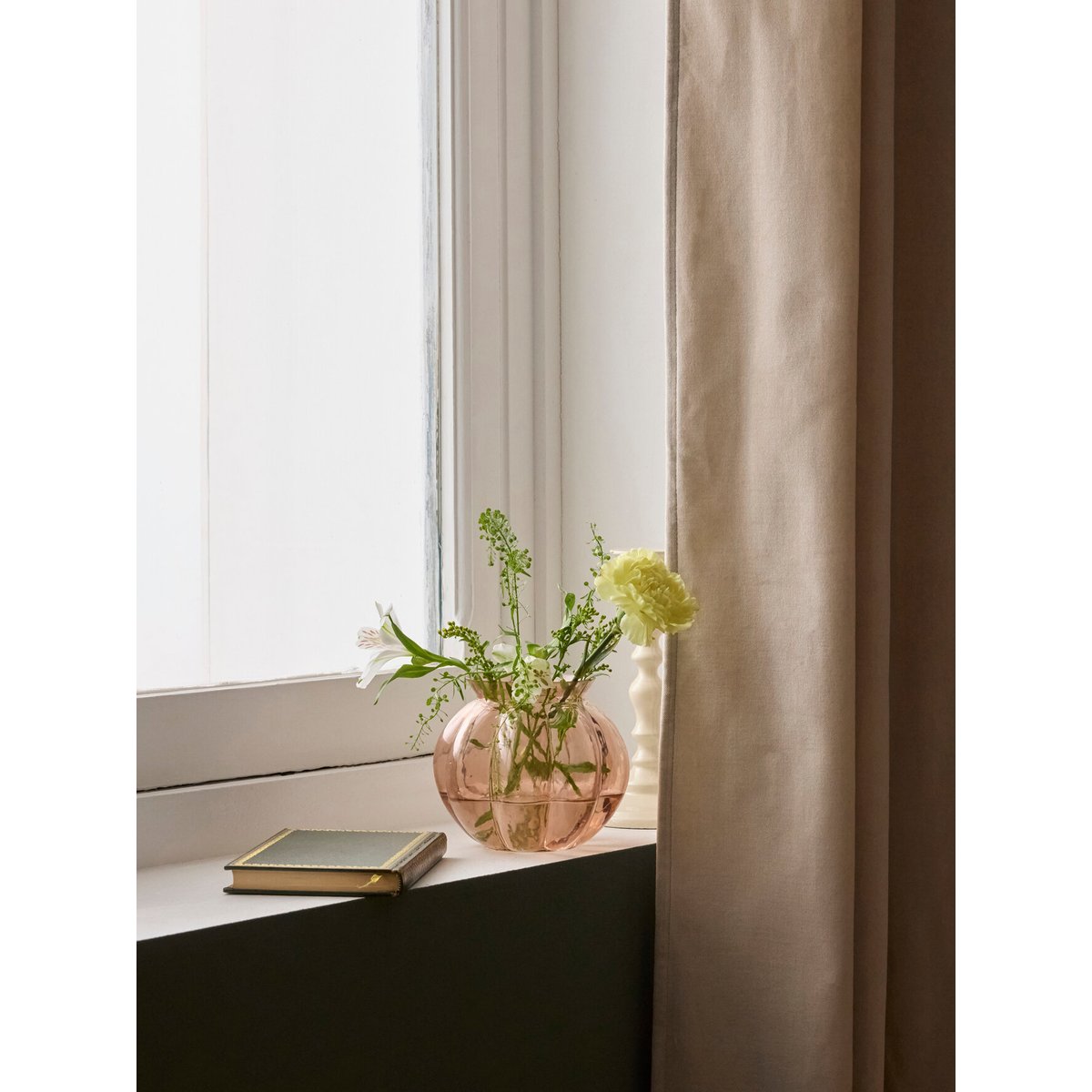 Vase en verre MATHILDE rose, CYRILLUS