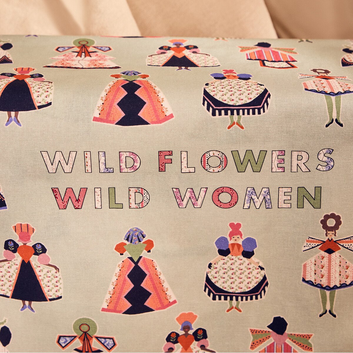 Set of 2 Wild Flowers Wild Women Tea Towels green, CATH KIDSTON