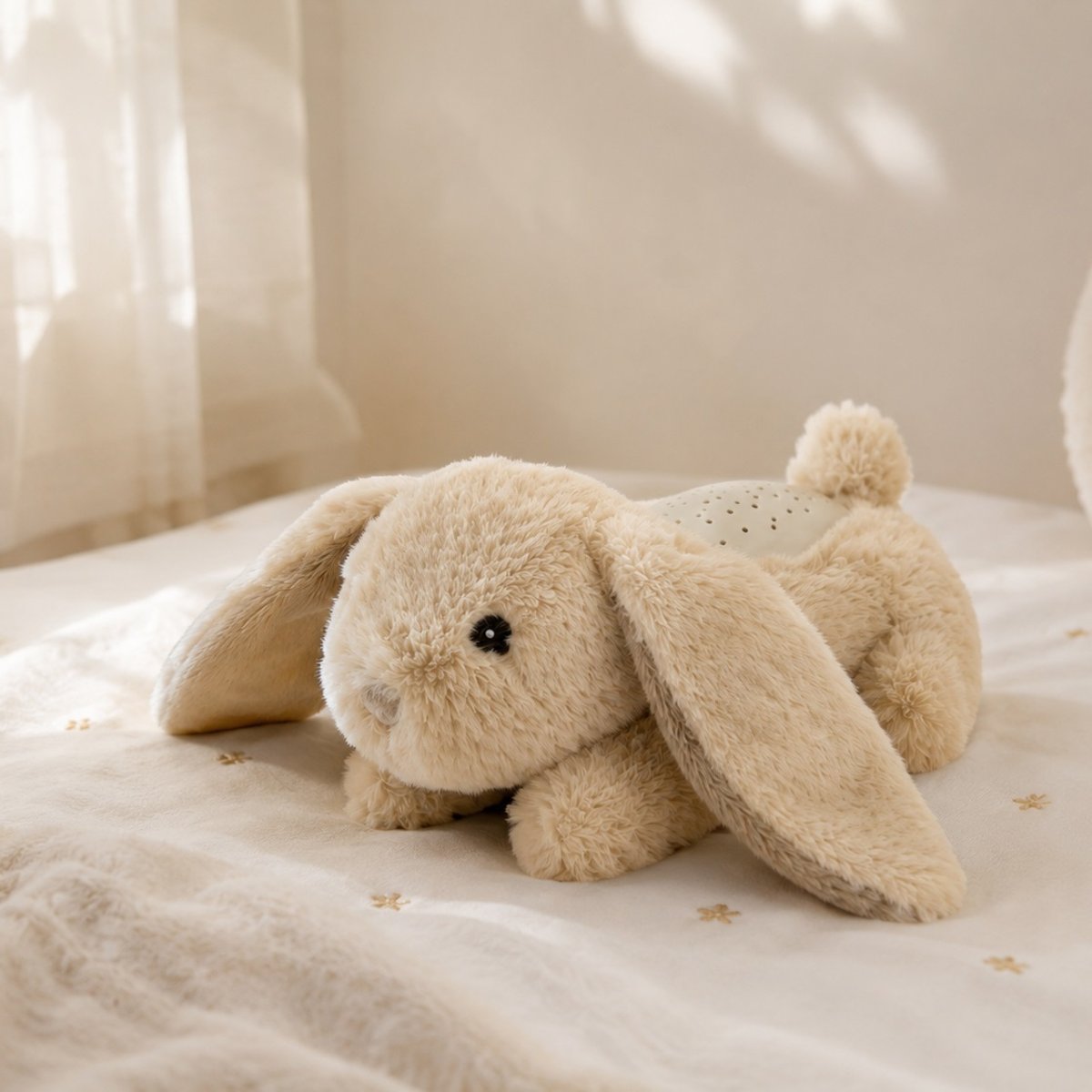 Peluche projecteur d'étoiles Lapin beige, CLOUD B